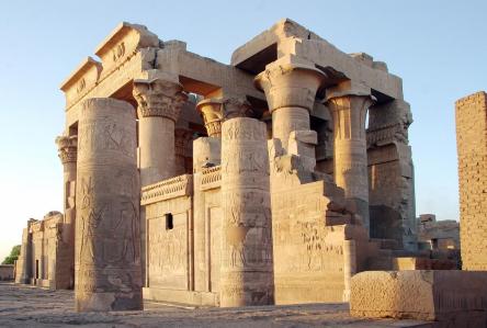 Kom ombo 2