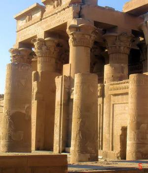 louxor-kom-ombo.jpg